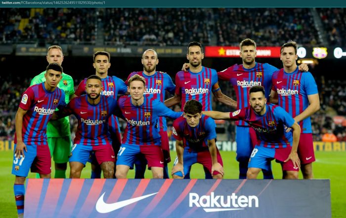 Skuad Barcelona kala menghadapi Espanyol pada laga pekan ke-14 Liga Spanyol 2021-2022.