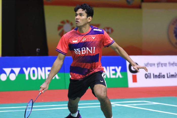 Tunggal putra Indonesia, Rehan Naufal Chico Aura Dwi Wardoyo, saat tampil pada babak pertama India Open 2023 di KD Jadhav Indoor Hall, New Delhi, Selasa (17/1/2023).