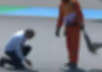 Aneh, Cairan di Aspal MotoGP Thailand Dijilat Juri MotoGP? 