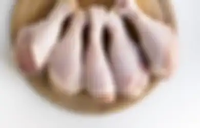 Sering Dilakukan, Siapa Sangka Mencuci Ayam Sebelum Dimasak Ternyata Salah Besar! 