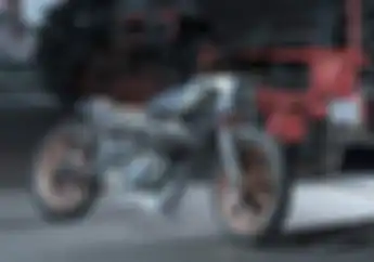 Bukan Cafe Racer Biasa, Seluruh Bodi Motor Ini Dibalut Bahan Spesial