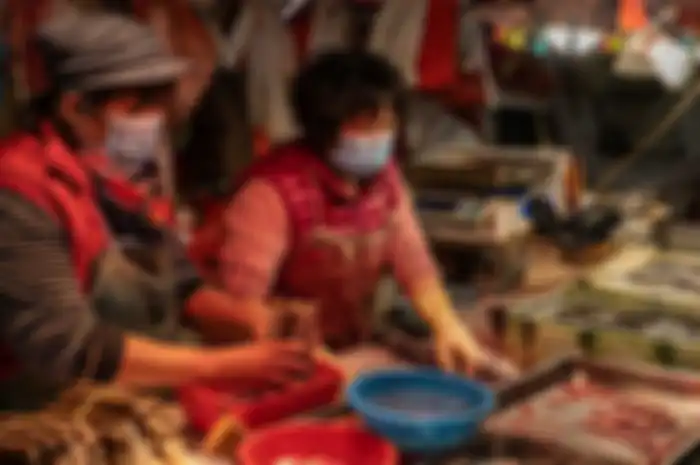 Pasar hewan di Wuhan kembali beroperasi setelah ditutup selama 2 bulan.