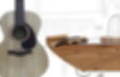 Asli Buatan Indonesia, Maestro Bikin Inovasi Gitar Bambu Berkualitas dari Hasil Riset!