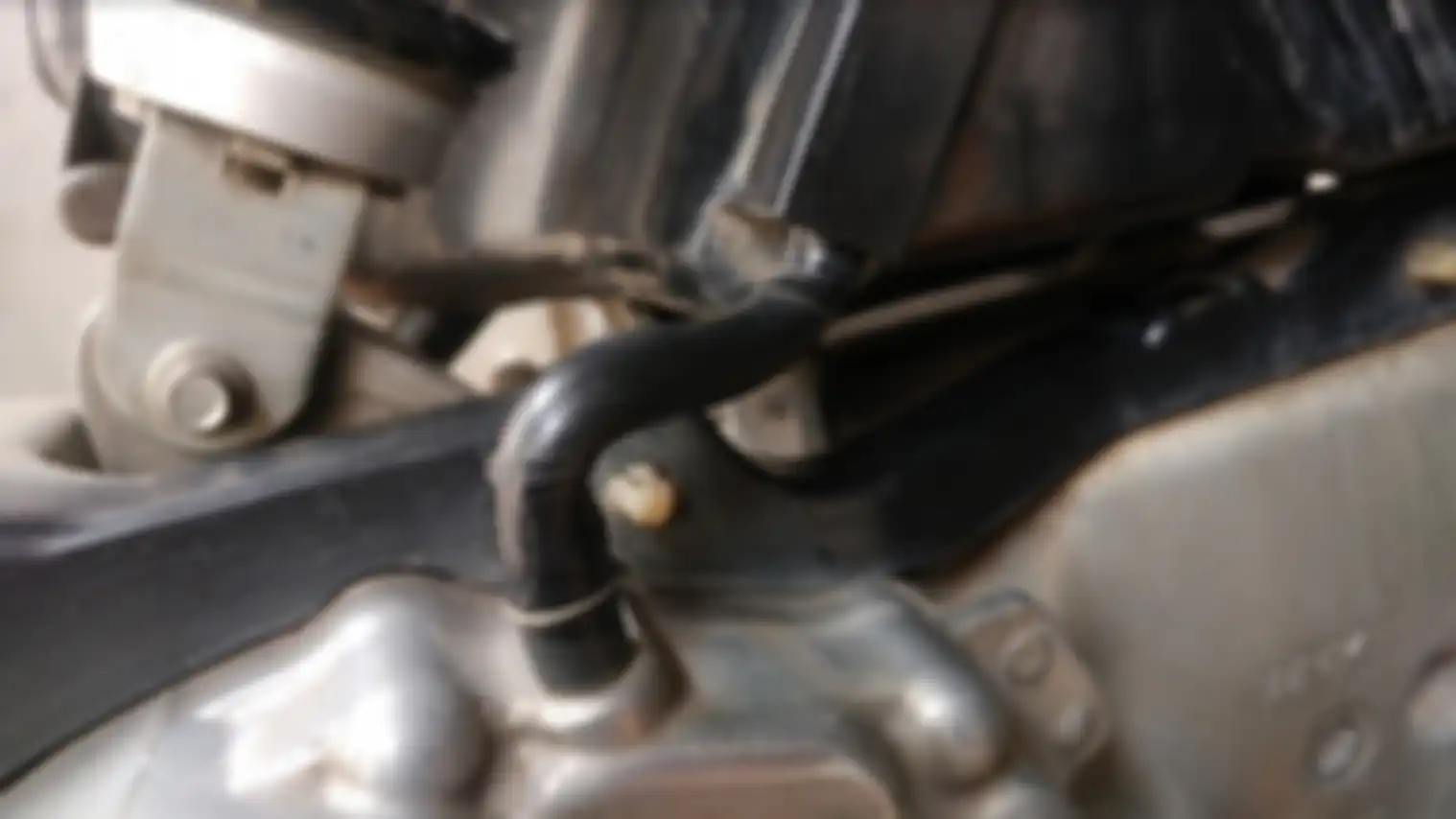 Gearbox dan oli aman dari air