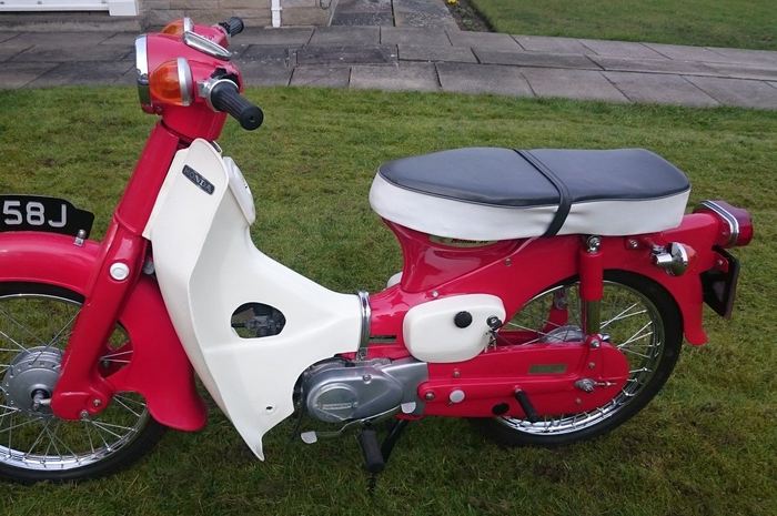 Honda C50 tahun 1970