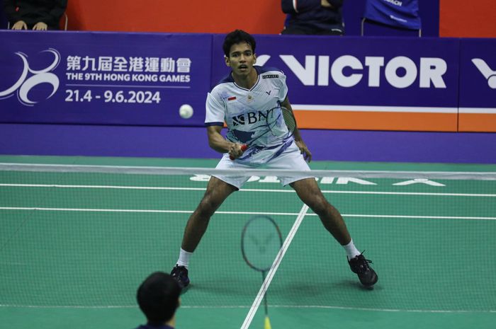 Pebulu tangkis tunggal putra Indonesia, Chico Aura Dwi Wardoyo, pada babak pertama Hong Kong Open 2023 di Hong Kong Coliseum, Rabu (13/9/2023).