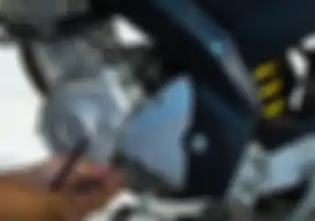 Video Tips Bersihkan Gir Depan Yamaha V-Ixion, Bisa Sambil Nunggu Bedug Maghrib