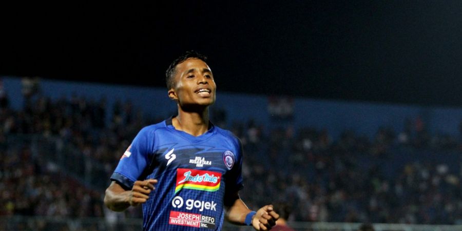 Gelandang Arema FC Bertekad Curi Tiga Poin di Markas Persib Bandung