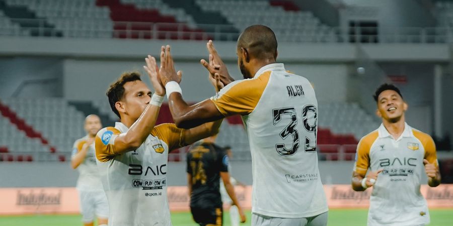 Hasil Liga 1 - Alex Martins Hattrick Lagi, Dewa United Hajar PSIS Semarang di Jatidiri dengan Comeback