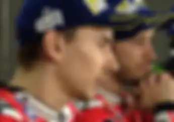 Jorge Lorenzo Bakal Jadi Tag Team Andrea Dovisiozo di MotoGP Valencia? Ini Kata Lorenzo..