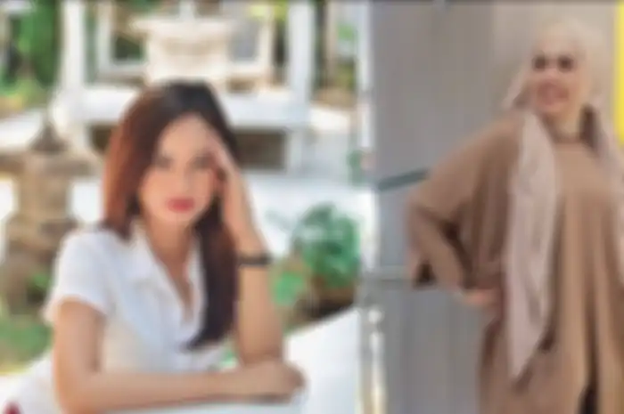 Elly Sugigi dan Ulfi Damayanti