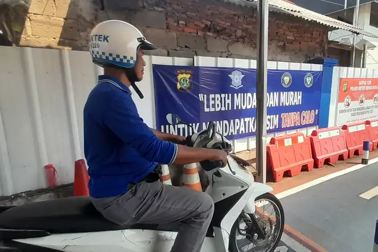 Benar Gak Pakai Gigi Dua di Motor Bisa Lancar Ujian Praktik SIM C Ini Jawabannya