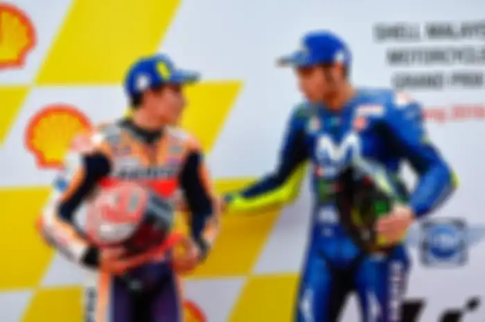 Marc Marquez salut dengan Semangat  Valetino Rossi meski tak lagi muda