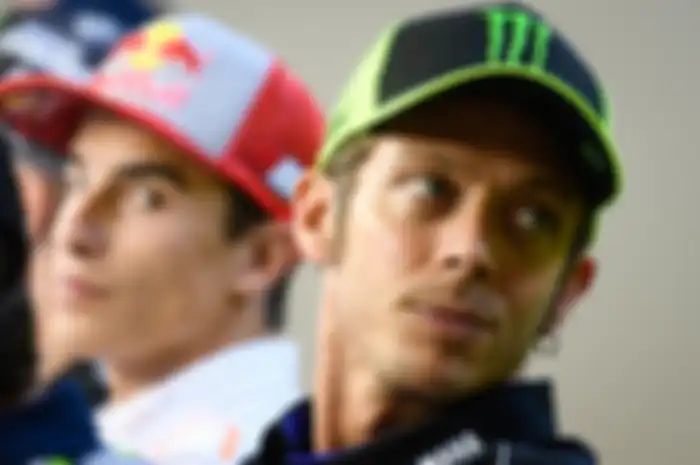 Valentino Rossi usulkan penundaan start karena melihat faktor safety untuk seluruh pembalap saat raceday MotoGP Republik Ceska 2019