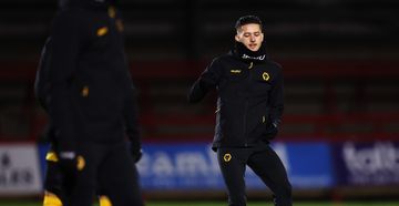 Justin Hubner saat bersiap di laga Wolves U-21 Vs Valencia dalam ajang PL International Cup di Aggborough Stadium, Selasa (10/12/2024).