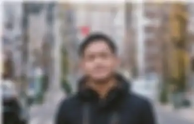 Beranjak Dewasa, Azriel Hermansyah Kini Jadi Bucin, Pamer Foto Gandeng Tangan Wanita di Bali Sambil Sematkan Emoji Hati