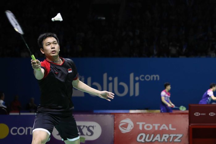 Pemain ganda putra Indonesia, Hendra Setiawan, saat melakoni laga babak perempat final Indonesia Open 2019 di Istora Senayan, Jakarta, Jumat (19/7/2019).