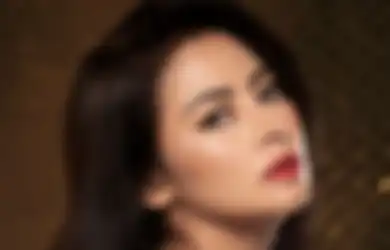 Tak Lagi Jadi Simpanan Pejabat yang Dihujani Kemewahan, Model Seksi Ini Nelangsa Lakukan Job Ini Demi Mengais Rupiah