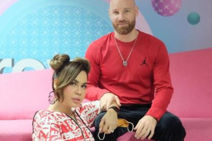 Melaney Ricardo dan Tyson Lynch