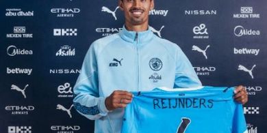 Tijjani Reijnders Pilih Angka 4 di Man City, Pemain Keturunan Indonesia Warisi Nomor Kapten Tersukses The Citizens