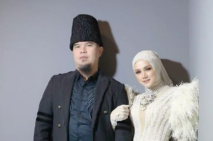 Tubuh Seksi Mulan Jameela dan Paras Lucu sang Anak Cukup Bikin Ahmad Dhani Penuh Syukur, sang Musisi: Apalagi yang Lebih Indah?