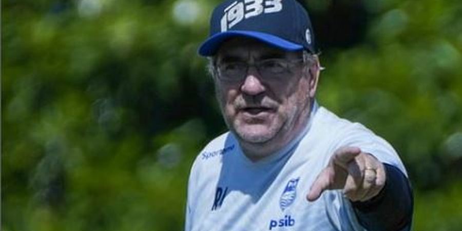 Persib Bandung Kalah, Robert Alberts Pasrah Diminta Mundur oleh Netizen?