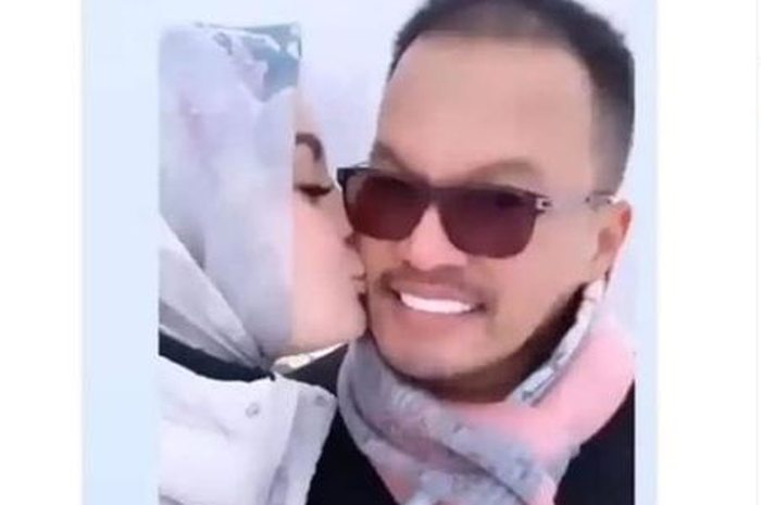 Paranormal Titisan Nyai Ratu Kidul Menerawang Masa Depan Rumah Tangga Jennifer Dunn