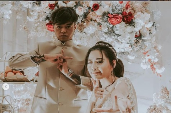 Reza Arap dan Wendy Walters