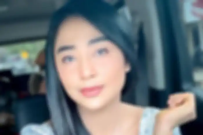 Dewi Perssik