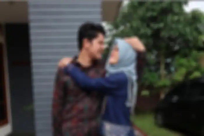 Zikri Daulay dan Henny Yuliana