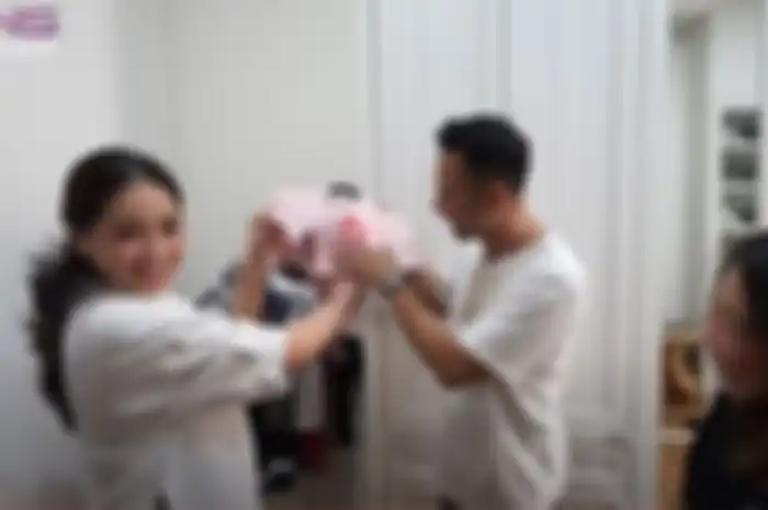 Raffi dan Nagita Slavina salfok dengan baju dinas milik Kiky Saputri