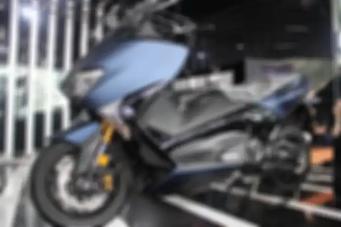Yamaha TMAX DX