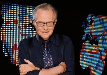 Penyiar Legendaris Larry King Mengembuskan Napas Terakhir di Usia 87 Tahun, Intip Sepak Terjangnya Selama 63 Tahun Berkarier