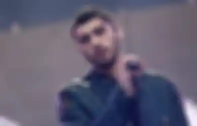 Nggak Cuma Pukul Ibu Mertua, Zayn Didepak dari Label Rekamannya karena Hisap Ganja Berlebihan
