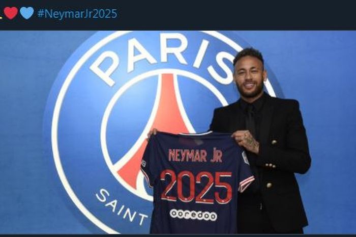 Neymar Jr resmi perpanjang kontrak di Paris Saint-Germain.