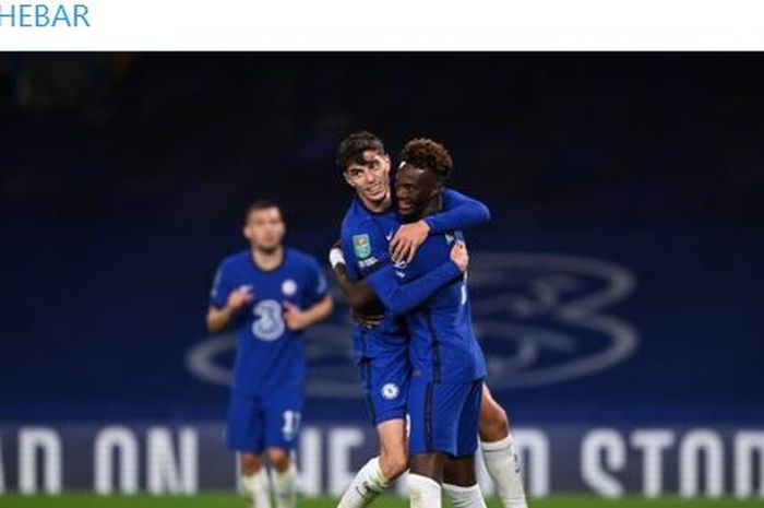 Gelandang serang Chelsea, Kai Havertz (tengah), merayakan gol yang dicetak ke gawang Barnsley dalam laga babak ketiga Piala Liga Inggris di Stadion Stamford Bridge, Rabu (23/9/2020).