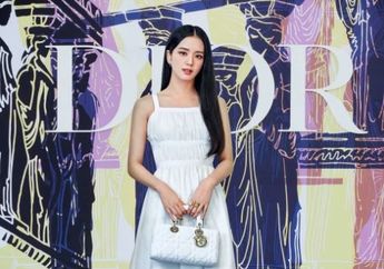 Arti Mimpi Kenakan Gaun Putih Pertanda Bakal Naik Pelaminan? Inilah yang Akan Terjadi, Jadi Buah Bibir Orang hingga Hadapi Banyak Masalah 