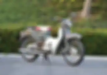 Baru Tahu Kawasaki Punya Motor Bebek Jadul Mirip Honda Super Cub, Mbahnya Kaze Nih