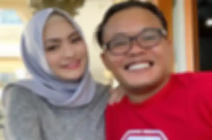 Sule dan Nathalie Holscher 