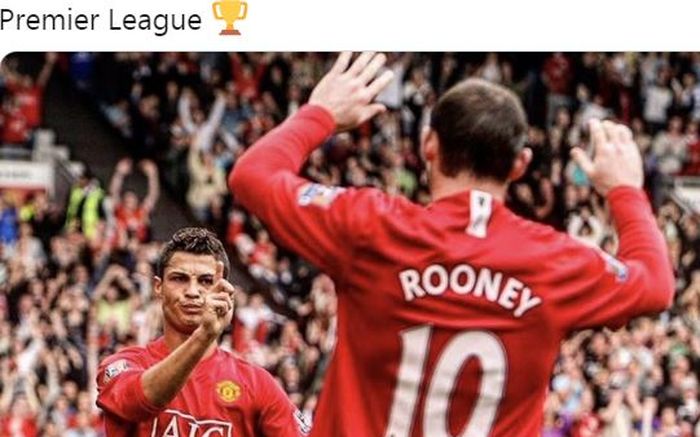 Cristiano Ronaldo dan Wayne Rooney merayakan gol untuk Manchester United.