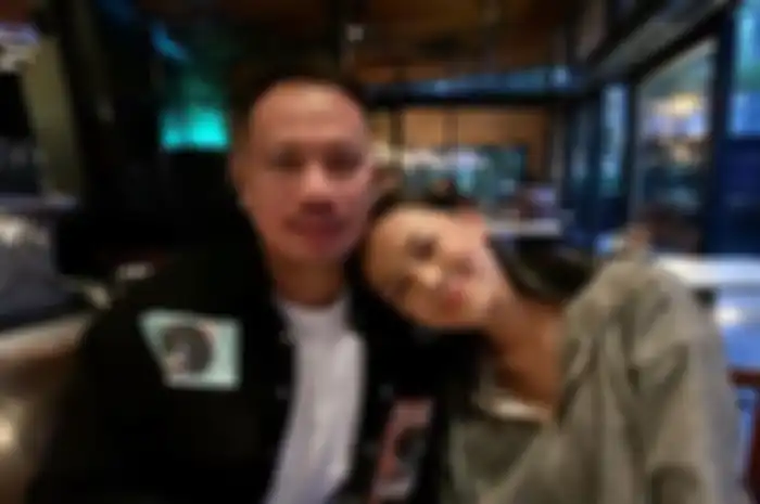 Vicky Prasetyo dan Kalina Ocktaranny