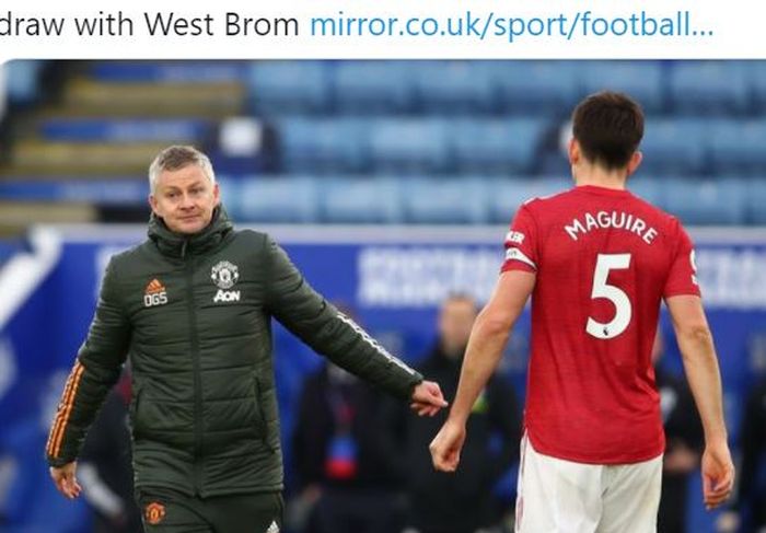 Ekspresi Ole Gunnar Solskjaer dan Harry Maguire seusai laga Liga Inggris antara West Bromwich Albion dan Manchester United di Stadion The Hawthorns, Minggu (14/2/2021).