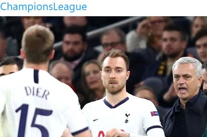 Ekspresi pelatih Tottenham Hotspur, Jose Mourinho (kanan), dalam laga Grup B Liga Champions melawan Olympiacos di Tottenham Hotspur Stadium, Selasa (26/11/2019).