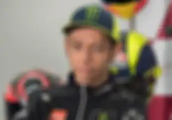 Panas, Ayah Jorge Lorenzo Sebut Valentino Rossi Raja Curang di MotoGP