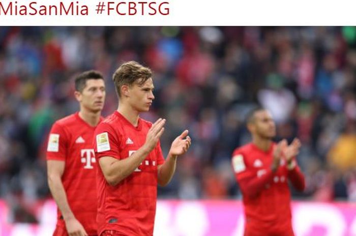 Ekspresi para pemain Bayern Muenchen usai menelan kekalahan dari Hoffenheim dalam laga Liga Jerman di Allianz Arena, Sabtu (5/10/2019).