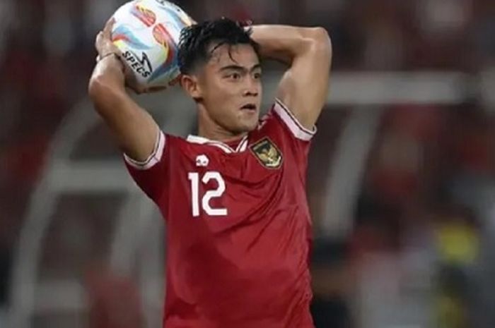 Bek Timnas Indonesia, Pratama Arhan, jadi incaran Vietnam di ASEAN Cup 2024.