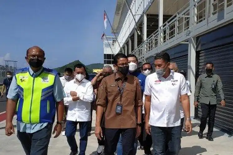 Jelang MotoGP Indonesia 2022 Menteri Sandiaga Uno Cek Sirkuit Mandalika, Ini Hasilnya