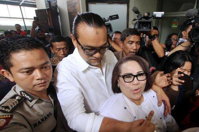 Nunung dan Iyan Sambiran