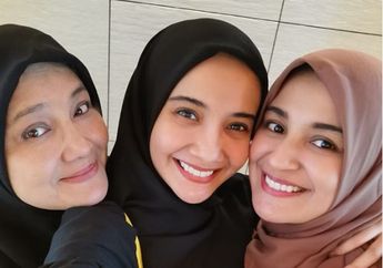 Fanny Bauty Menyesal Ungkap Aib Mark Sungkar pada Kedua Putrinya, Ternyata Ada Campur Tangan Zaskia dan Shireen untuk Mendamaikan Hubungan Ibunya dengan Mantan Suami