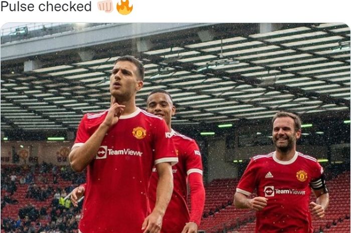 Bek sayap kanan Manchester United, Diogo Dalot, membeberkan alasan dibalik dirinya bertahan bersama Setan Merah.